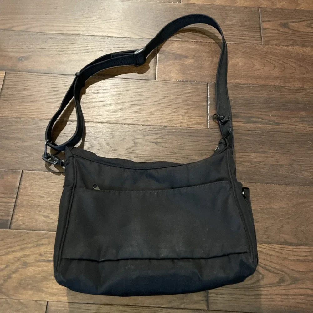 Pacsafe Black‎ Shoulder Crossbody Bag Black Anti-Theft
